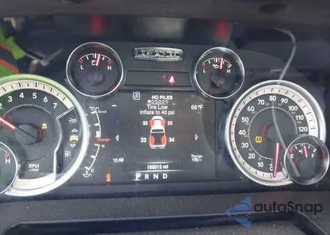 2020 Ram 1500 Classic Tradesman 4X2 5'7 Box z USA, uszkodzony, nr VIN 3C6RR6KG4LG186269